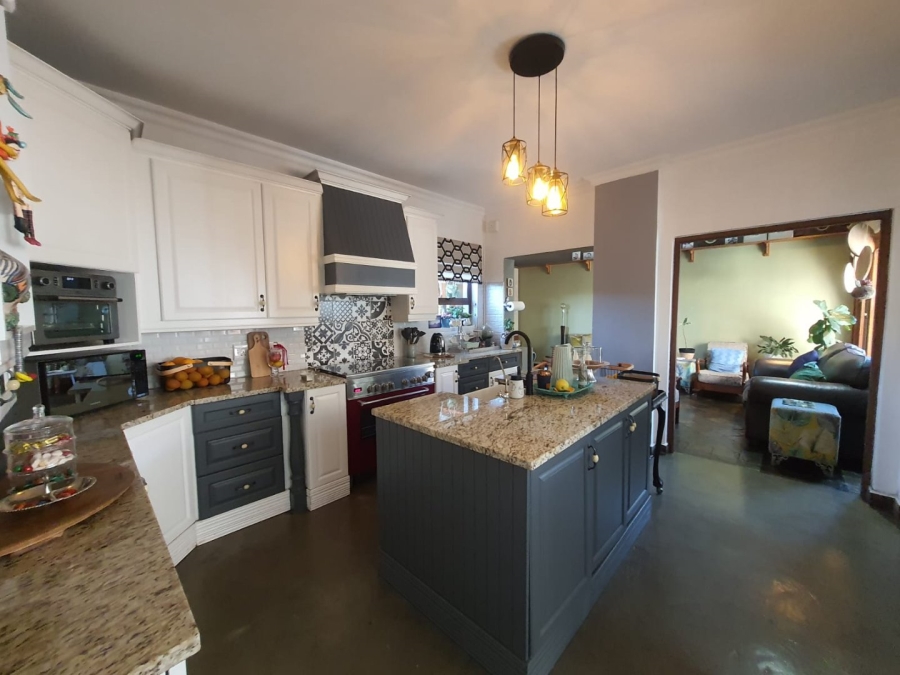 5 Bedroom Property for Sale in Vaalpark Free State